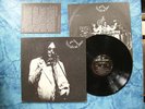 NEIL YOUNG - TONIGHT'S THE NIGHT LP ORIG TEXTURED COVER W/ BOOKLET INSERT POSTER