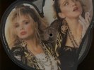 MADONNA INTO THE GROOVE 7
