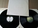 THE BEATLES  white album  1968- (2LP) UK PRESS  OF EARLY 70s - APPLE LABELS -EX+