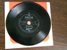 The Beatles  Hip Pocket DISC  Record HEY JUDE & REVOLUTION IN SLEEVE SHARP