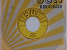 BILLY LEE RILEY - sun. RED HOT.  AN ORIGINAL  US COPY. NM-  45 RPM