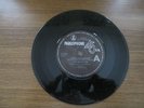 The Beatles - Twist and Shout & Back In The U.S.S.R 45 RPM