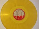 QUEEN– ANOTHER ONE BITES THE DUST 12” YELLOW VINYL – COLUMBIA – 