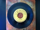 RECORD COLLECTOR'S DREAM 4 PREMIUM SUN LABEL SINGLES ORIGINAL ELVIS PRESLEY 45s