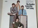 THE BEATLES - Yesterday And Today LP - CAPITOL RECORD CLUB ISSUE - ST-8-2553