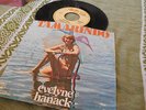EVELYNE HANACK 