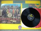 THE BEATLES Sgt Pepper LP MONO  1st Pressing with fools inner + cut out sheet