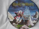 Iron Maiden - Run To The Hills (Live) 12