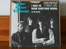 THE BLUE THINGS 'LA DO DA DA