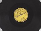 ELVIS PRESLEY 78 rpm SUN 209 - That's All Right / Blue Moon Of Kentucky - VG/VG+