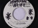 HEPTONES / SOUND DIMENSION: Get In The Groove / Version 45 (Jamaica, wol) Regga