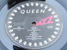 QUEEN - JAZZ - UK LP + INNER - 1U/1U 1ST PRESS  EX+/EX EMA 788 - ATTACHED POSTER