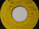 WINSTON FRANCIS / REGGAY & CRY / LISTEN