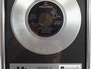 The Beatles Twist and Shout goldene Schallplatte Single gold record