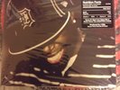 J dilla Donuts 45 box set slightly open see pics