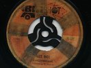 NICE NICE / I'LL BE AROUND The KINGSTONIANS ( 1969 Skinhrad Reggae ) 