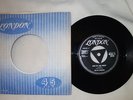 Julie London - Man Of The West/Blue Moon - Tri-Centre - 45-HL-U.8769 - 7