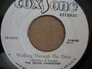 THE SOUND DIMENSIONS / BOB TAYLOR Walking Through The Door COXSONE Reggae Soul 7