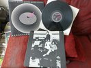 QUEEN  JAZZ -1U/-1U UK LP 1ST,ATTACHED POSTER,PROMO STAMP EMBOSSED  SLEEVE EX