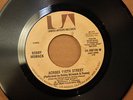 BOBBY WOMACK Across 110th Street HANG ON IN THERE Soul 45 on UNITED ARTIST XW196