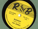 the Jewels R&B 1301 E+ vocal group 78 Runnin' b/w Hearts of Stone