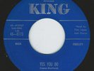 TRINI LOPEZ - YES YOU DO / MY RUNAWAY HEART - KING 45RPM (1959)