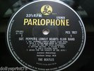 BEATLES UK - Sgt Pepper, Stereo NO ‘Sold in UK’ text and ‘Getiing’ misprint.