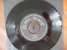 JACKIE ESTREK     SKA BEAT