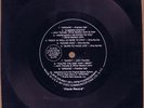 GREASE SELECTIONS FLEXI DISC OLIVIA NEWTON-JOHN TRAVOLTA SHA-NA-NA FRANKIE VALLI