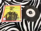 Angelic Upstarts - We Gotta Get Out Of This Place (Italian) (WB) (Punk/Rock) 7