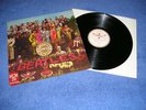 BEATLES SGT PEPPER ´67 rot/weiß/gold ODEON HÖRZU SHZE 401 Vinyl near mint