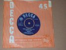 VASHTI. VASHTI BUNYON.  SINGLE.  SOME THINGS STICK IN YOUR MIND-F-12157