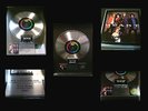 HEART CAPITAL RECORDS PLATINUM ALBUM 1,000,000 COPIES SOLD ROCK BAND 
