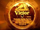 78 RPM-ARTHUR GIBBS & HIS GANG-VICTOR 19165-CHARLESTON-OLD FASHIONED LOVE