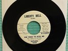 FRANKIE BEVERLY AND THE BUTLERS-SHE TRIED TO KISS ME/THE SUN'S MESSAGE