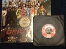 beatles sgt peppers mono lp plus love me do ep