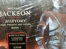 vinyl,records/un,open/michael,jackson/history-past-present&future\book1.....