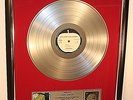 John Lennon / Plastic Ono Band, Lennon, Platin Record Schallplatte Award goldene