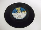 Camel Label UK 45 The Techniques - Who You Gonna Run To/Hi There 1969