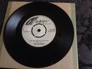 RUN, BABY RUN by THE NEWBEATS - 1st Original UK Issue 1965 45-1332 VG