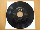 Elvis Presley-That's All Right/Blue Moon Of Kentucky-1955-RCA 47 6380-7