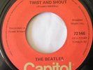 THE BEATLES Twist and shout VG++ ORANGE Capitol 72146 CANADA RARE 45 Vinyl