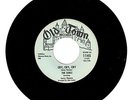 Cry Cry Cry/Earls Old Town 1145, M-, clean labels, first press label color