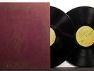 JETHRO TULL Living In The Past '72 2LP w leather-like multi page book cover NM-