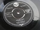 ELVIS PRESLEY  RARE 1960s PRESS BLACK RCA 1960  BLUE SUEDE SHOES    HOUND DOG