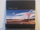 Pearl Jam Yield Vinyl LP (Rare) 1994 VG+