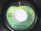 Rock 45 The Beatles - Hey Jude / Revolution On Maclen Music, Inc