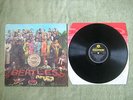 The Beatles Sgt Peppers LP,  UK 1967  1st Press  Mono PMC 7027  (Near Mint)