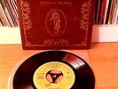 JETHRO TULL LIVING IN THE PAST 7/45 EP RARE PORTUGAL CHRYSALIS TEXTURED SLEEVE