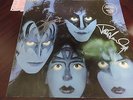 KISS SIGNED CREATURES OF THE NIGHT VINNIE VINCENT ALBUM PROOF SIGNING